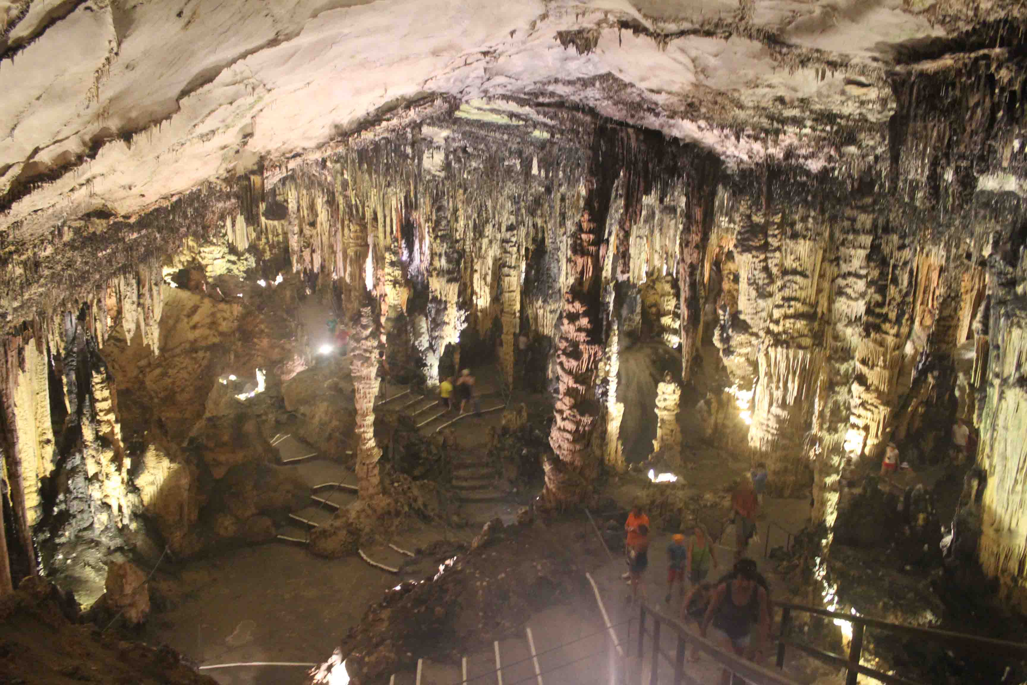 Höhlen Porto Christo.